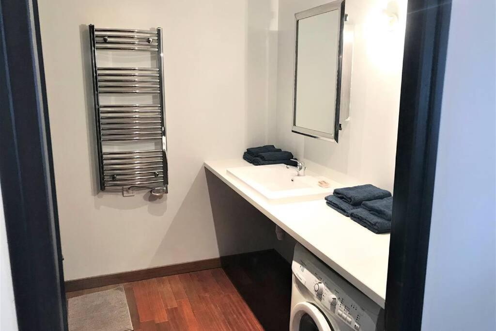 Loft Hyper Centre Reims 6 Pers Avec Parking Apartment Ngoại thất bức ảnh